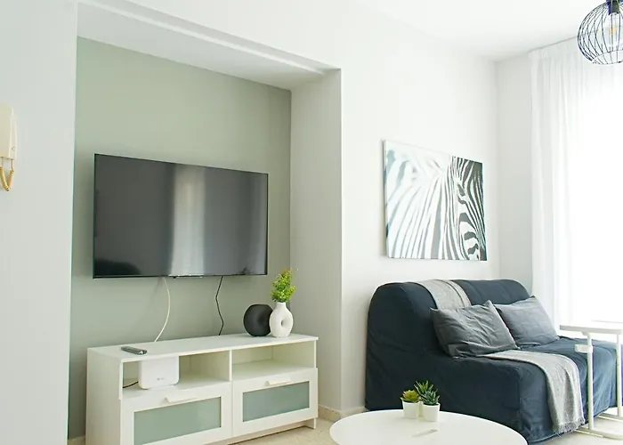 アパート Alex Strovolos